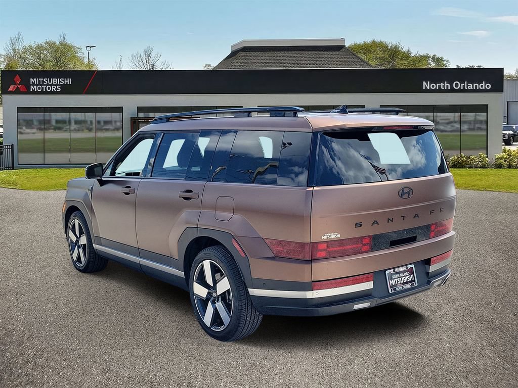 Used 2024 Hyundai Santa Fe Limited FWD image 2