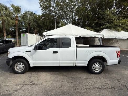 Used 2018 Ford F150 XL w/ Trailer Tow Package image 3