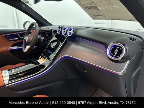 Certified 2025 Mercedes-Benz GLC 300 image 27