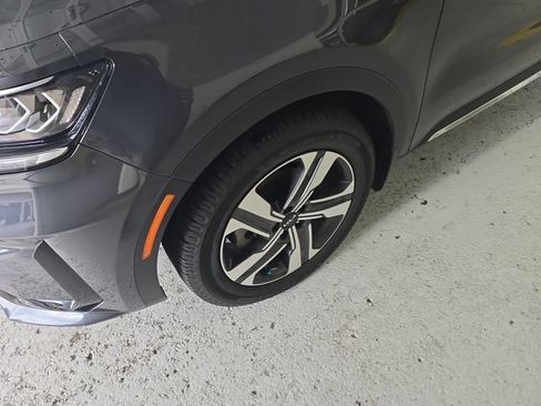 Used 2023 Kia Sorento EX AWD/4WD image 9