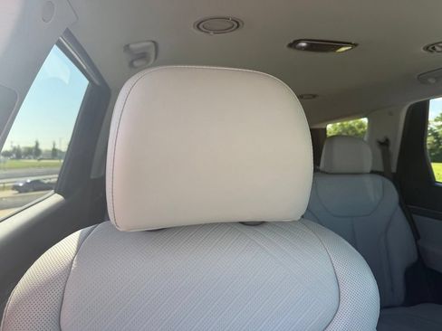 Used 2025 Hyundai Palisade SEL AWD/4WD image 32