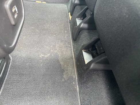 Used 2022 Chevrolet Equinox LT FWD image 19