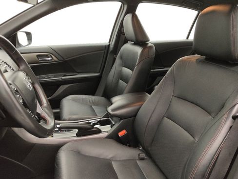 Used 2017 Honda Accord Sport Special Edition image 17
