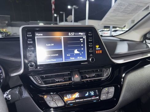 Used 2021 Toyota C-HR LE image 30