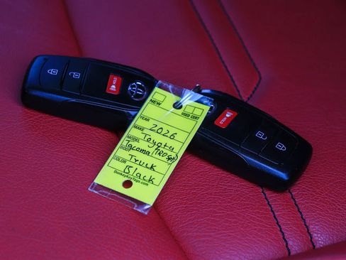 Used 2026 Toyota Tacoma TRD Sport AWD/4WD image 22