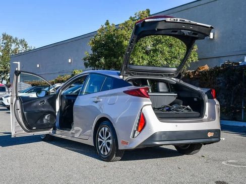 Used 2020 Toyota Prius Prime Limited image 25
