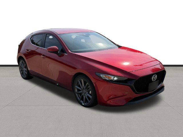 Used 2019 MAZDA MAZDA3 Hatchback w/ Preferred Package FWD image 3