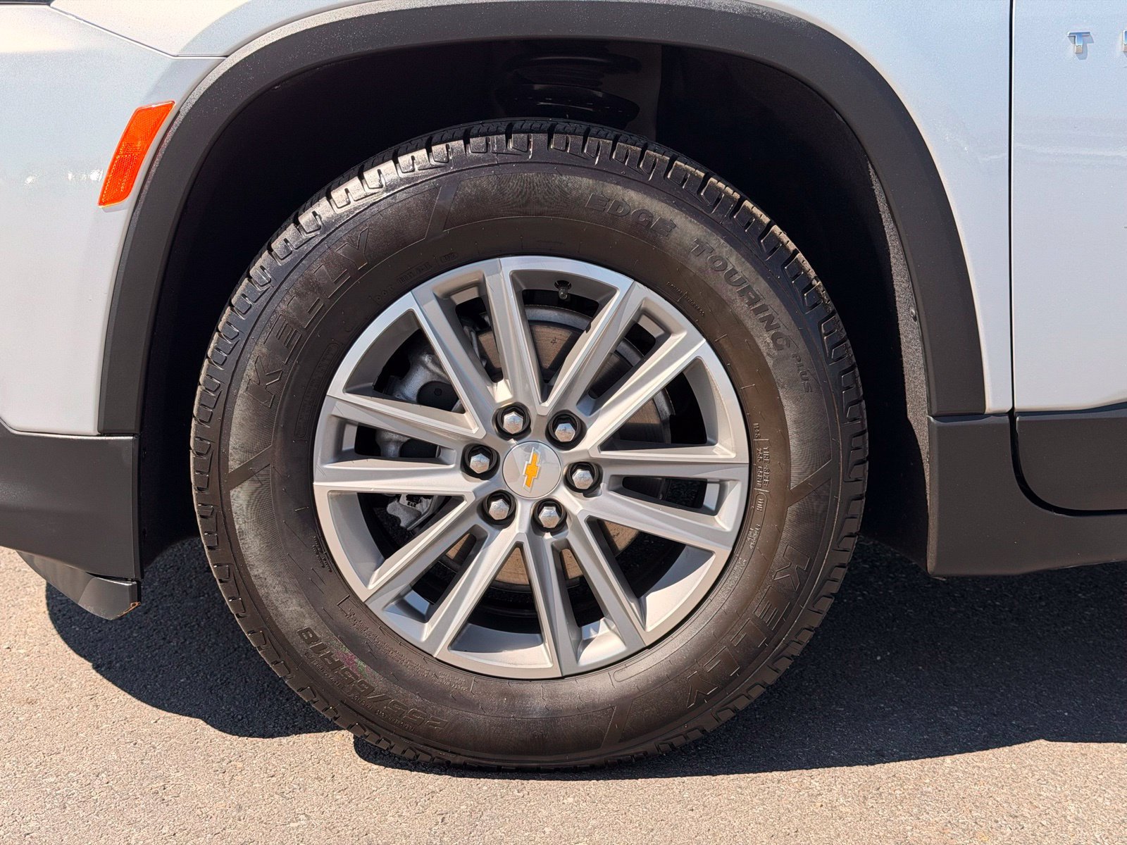 Used 2022 Chevrolet Traverse LT AWD/4WD image 14