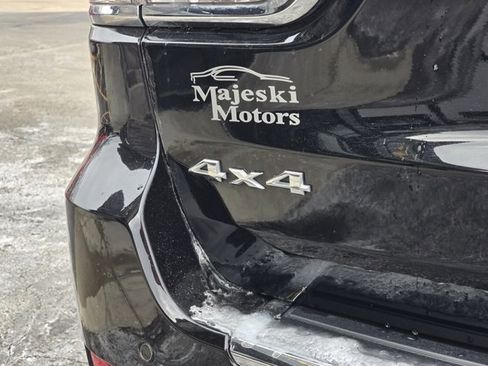 Used 2022 Jeep Grand Cherokee Limited w/ Trailer Tow Group IV image 11