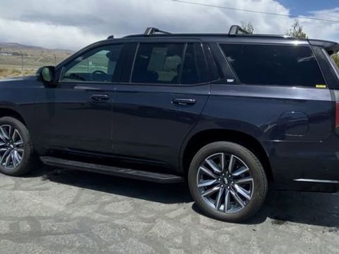 Used 2023 Cadillac Escalade Sport AWD/4WD image 6