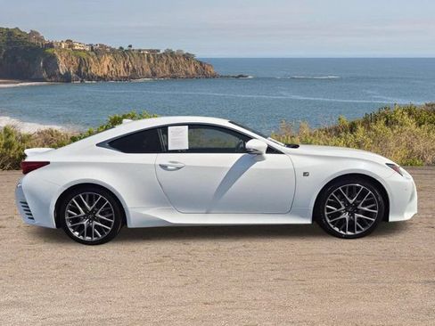 Used 2017 Lexus RC 200t F Sport RWD image 4
