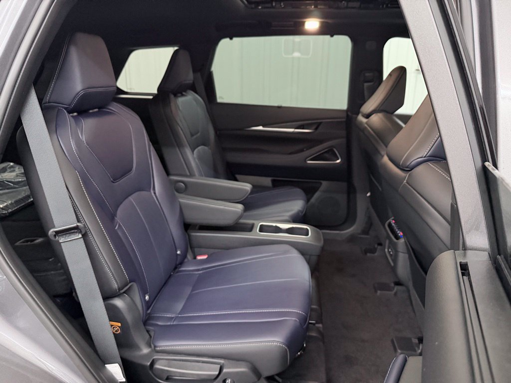 Certified 2026 INFINITI QX60 Sport w/ Dark Cargo Package AWD/4WD image 43