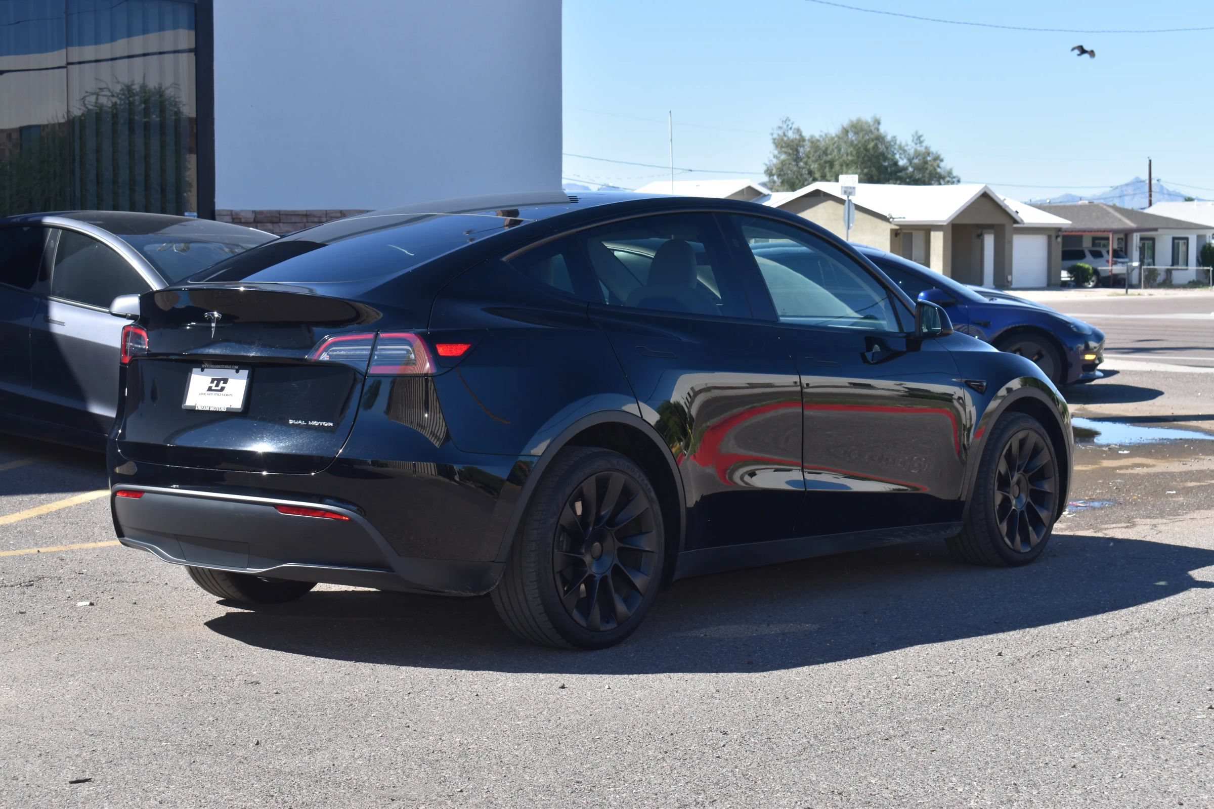 Used 2023 Tesla Model Y Long Range AWD/4WD image 8