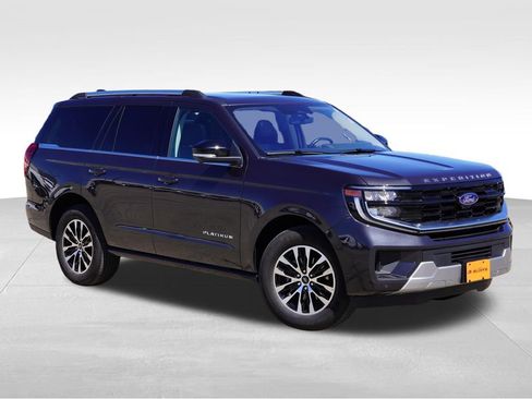 Used 2025 Ford Expedition Platinum AWD/4WD image 1