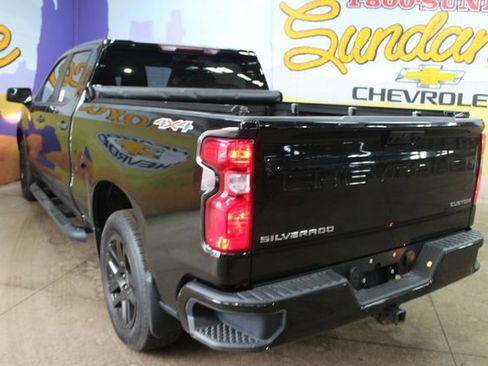 Used 2023 Chevrolet Silverado 1500 Custom image 6
