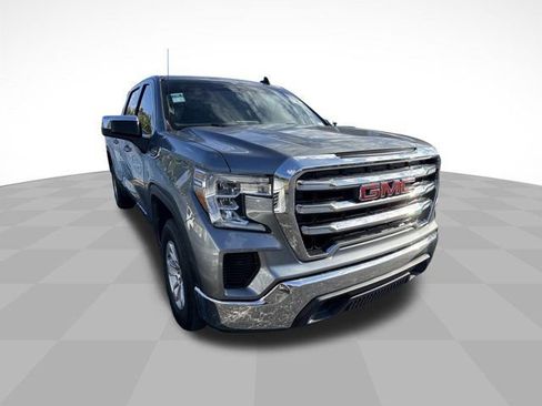 Used 2019 GMC Sierra 1500 SLE w/ SLE Value Package image 3