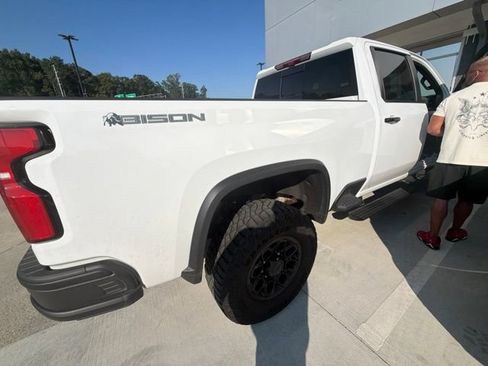 Used 2025 Chevrolet Silverado 2500 ZR2 w/ ZR2 Bison Edition AWD/4WD image 16
