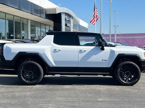New 2026 GMC Hummer EV 4x4 Crew Cab image 3