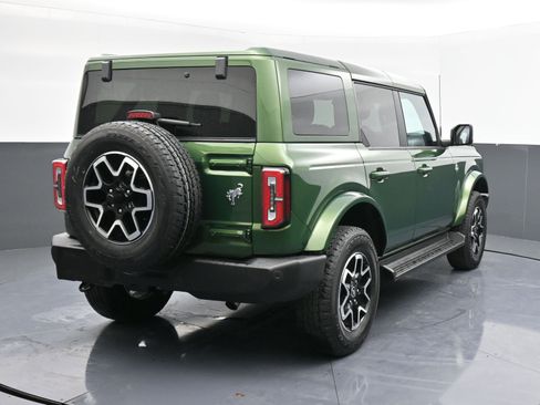 Used 2025 Ford Bronco Outer Banks image 8