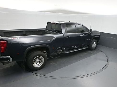 Used 2024 Chevrolet Silverado 3500 LTZ w/ LTZ Plus Package AWD/4WD image 31