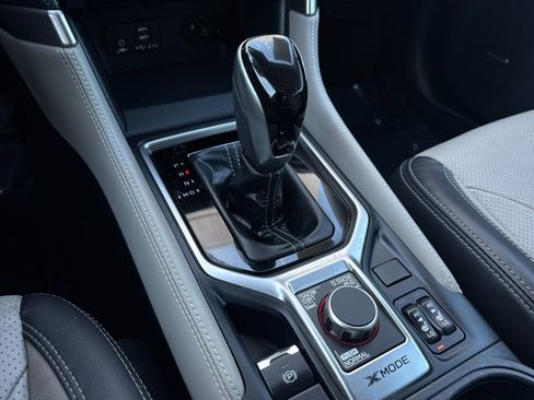 Used 2022 Subaru Forester Limited image 26