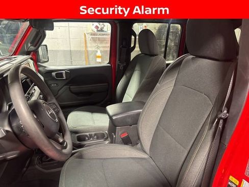 Used 2024 Jeep Wrangler Sport S image 11