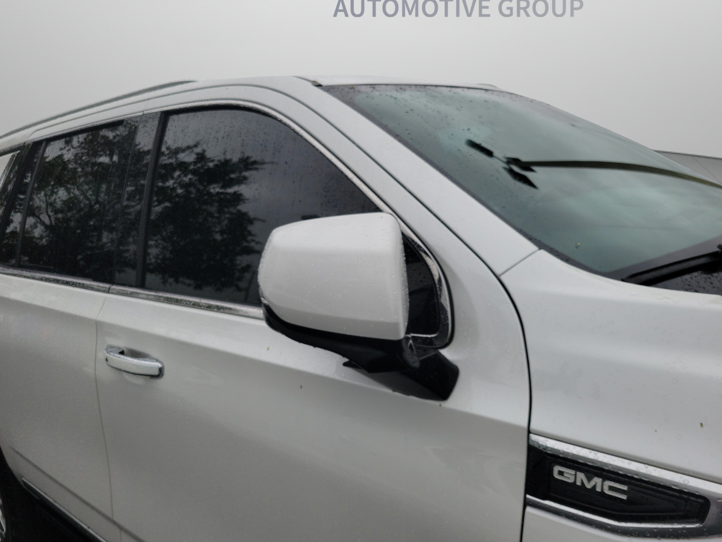Used 2024 GMC Yukon Denali w/ Denali Reserve Package AWD/4WD image 14