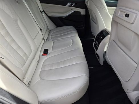 Used 2022 BMW X5 xDrive45e image 20