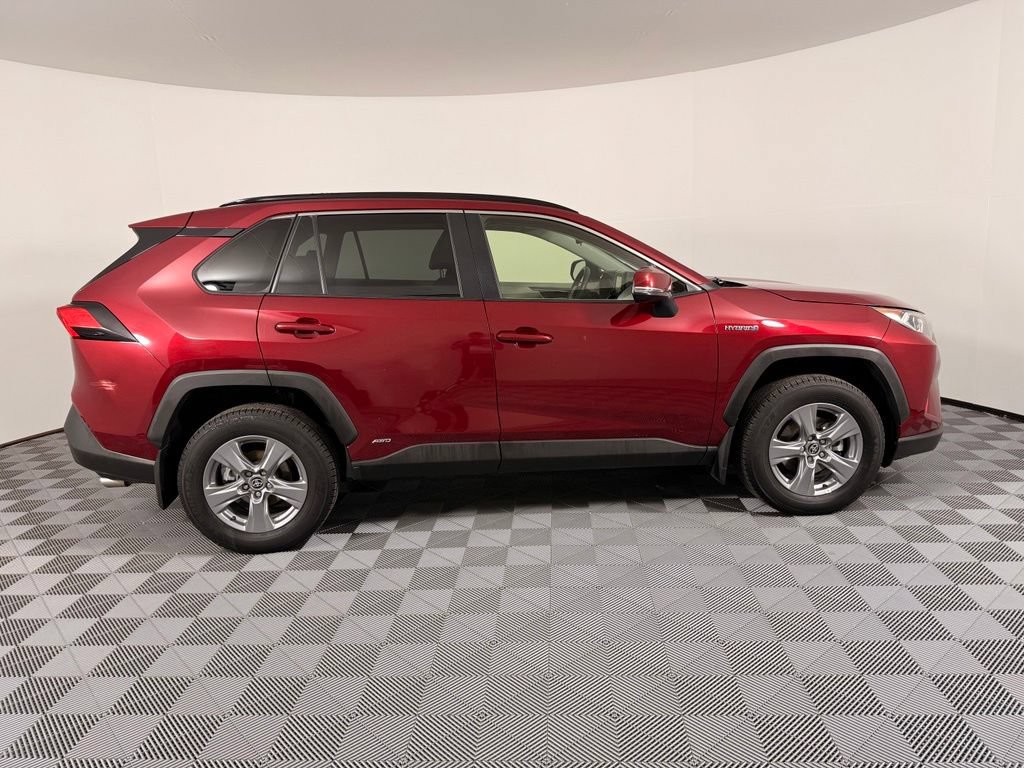 Used 2019 Toyota RAV4 XLE w/ Convenience Package AWD/4WD image 7