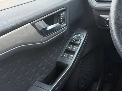 Used 2020 Ford Escape SE AWD/4WD image 6