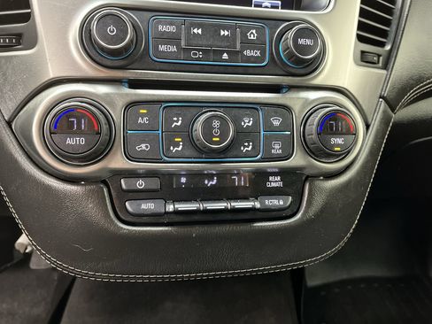 Used 2019 Chevrolet Tahoe LS AWD/4WD image 21