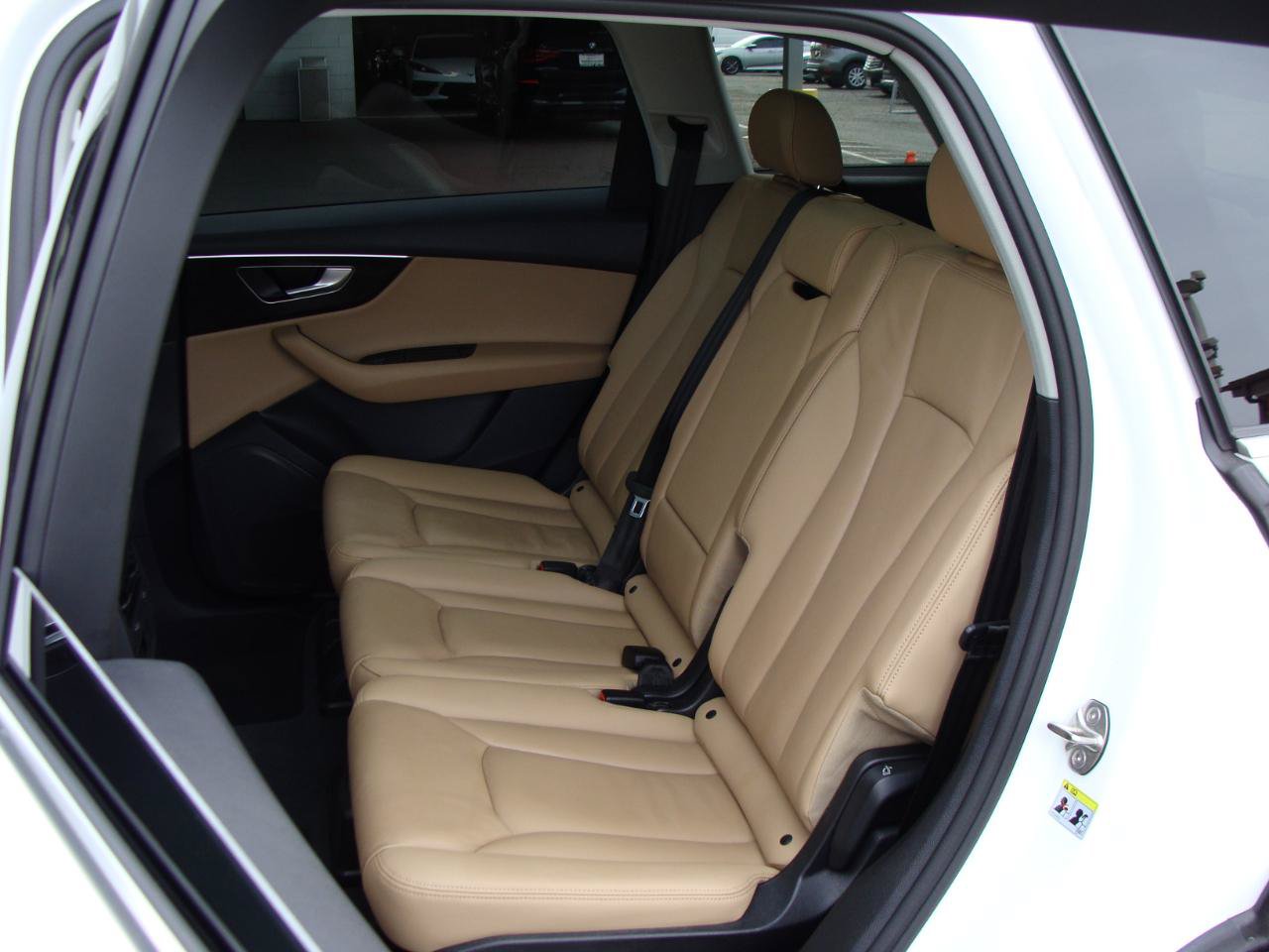Used 2024 Audi Q7 3.0T Premium AWD/4WD image 8