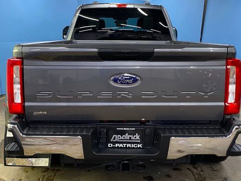 Used 2025 Ford F350 XLT AWD/4WD image 10