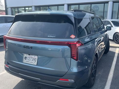 Certified 2025 Kia Carnival SX Prestige image 12