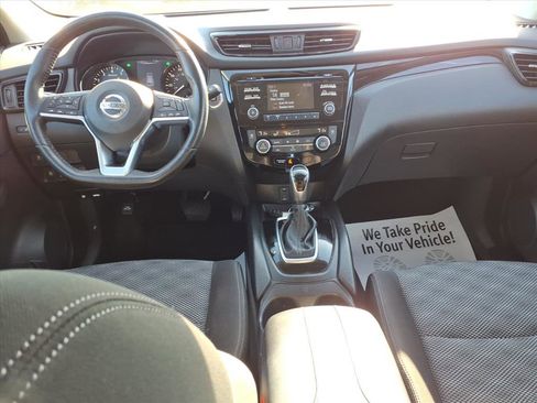 Used 2018 Nissan Rogue Sport SV w/ SV All-Weather Package image 15