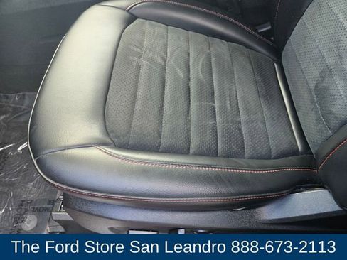 Certified 2024 Ford Edge ST-Line image 17