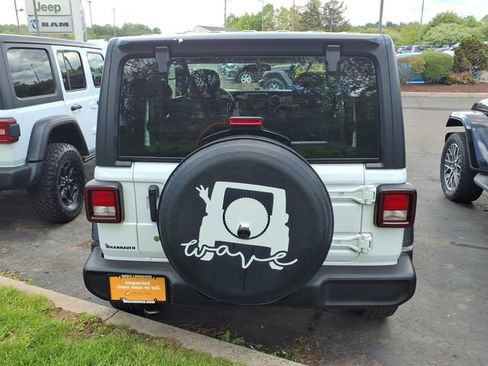 Certified 2021 Jeep Wrangler Sport AWD/4WD image 6