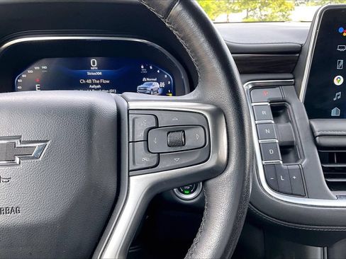 Used 2022 Chevrolet Tahoe Z71 AWD/4WD image 32