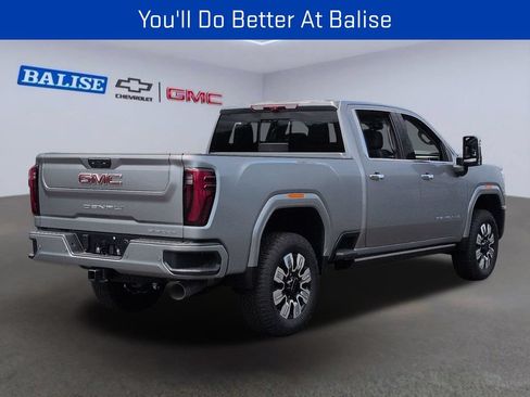 New 2026 GMC Sierra 2500 Denali w/ Technology Package AWD/4WD image 3