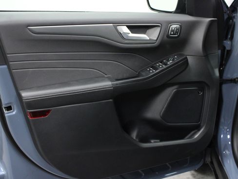 New 2026 Ford Escape Active w/ Active Premium Tech Pack image 11