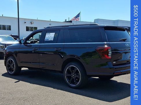 Used 2022 Ford Expedition Max Limited AWD/4WD image 4