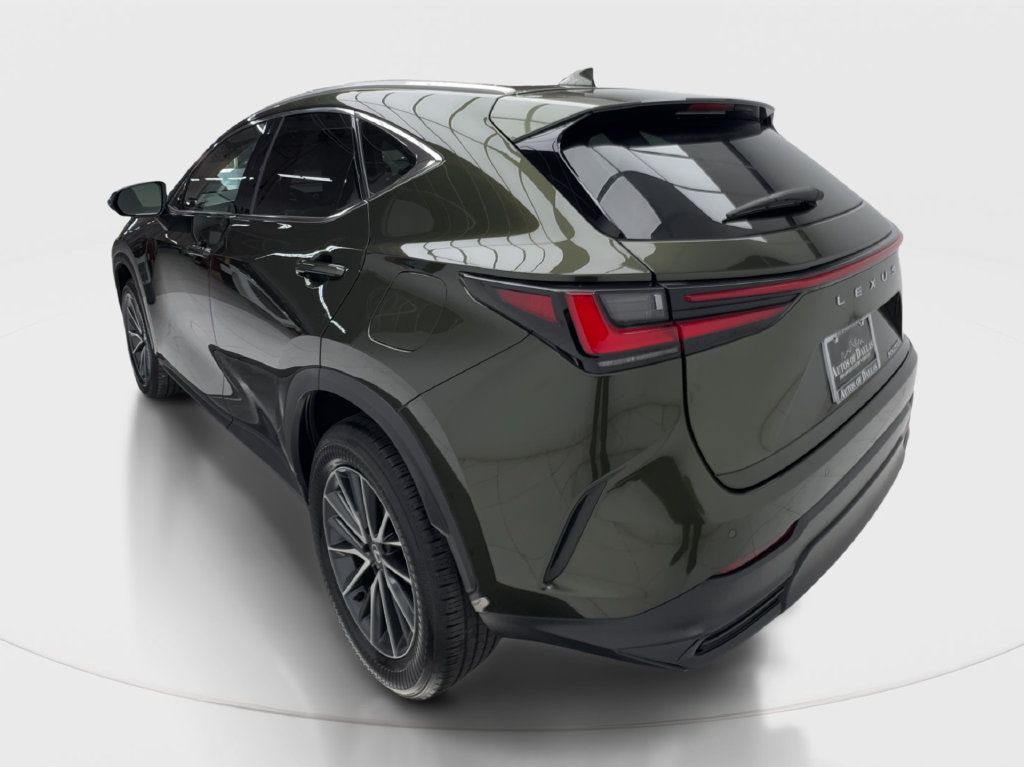 Used 2025 Lexus NX 250 FWD w/ Towing Package (2000 Lbs) image 11