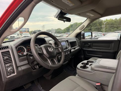 Used 2014 RAM 1500 Express RWD image 20