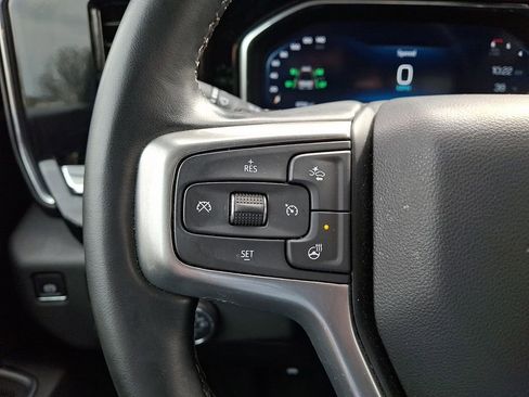 Used 2025 Chevrolet Silverado 2500 LT image 22