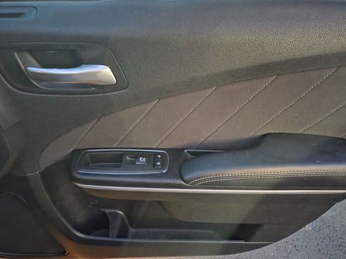 Used 2019 Dodge Charger GT image 14