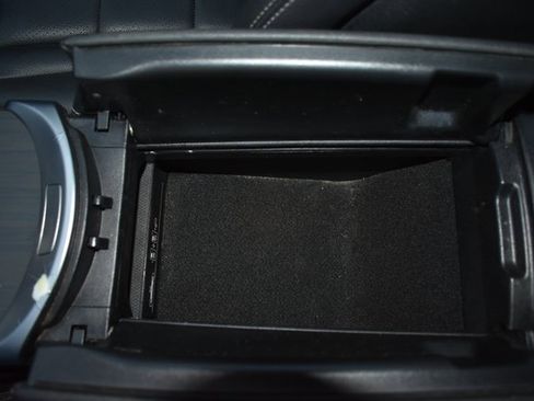 Used 2018 Mercedes-Benz C 300 4MATIC Sedan w/ Premium Package image 31