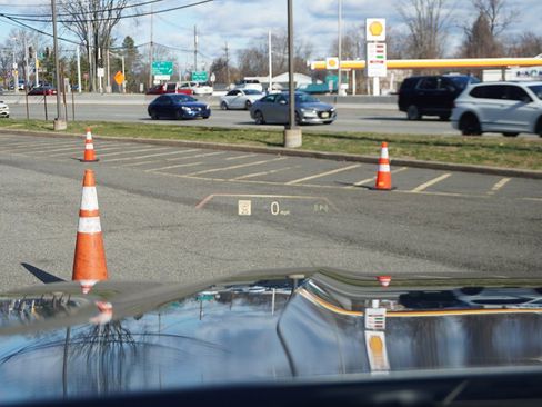 Used 2023 BMW X7 xDrive40i w/ Premium Package image 64