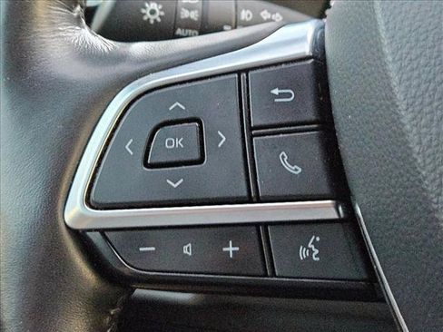 Used 2020 Toyota Highlander Limited FWD image 22