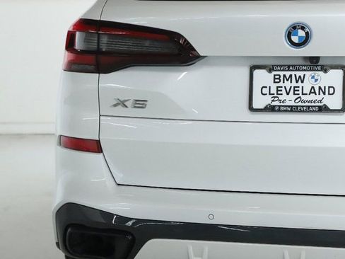Certified 2022 BMW X5 xDrive45e w/ M Sport Package image 47