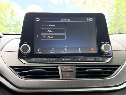 Used 2023 Nissan Altima 2.5 SR FWD image 40